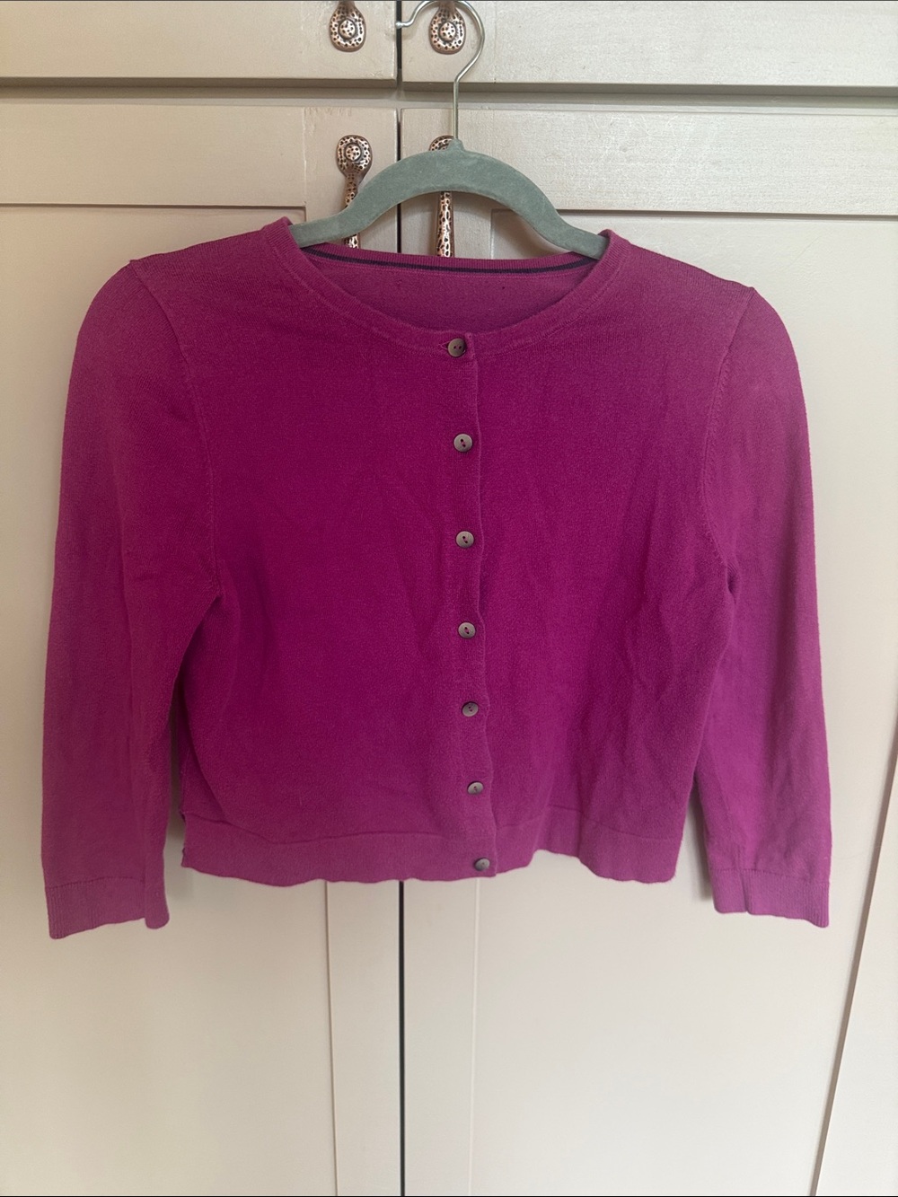Boden Cropped Magenta Button-Front Cardigan (6)